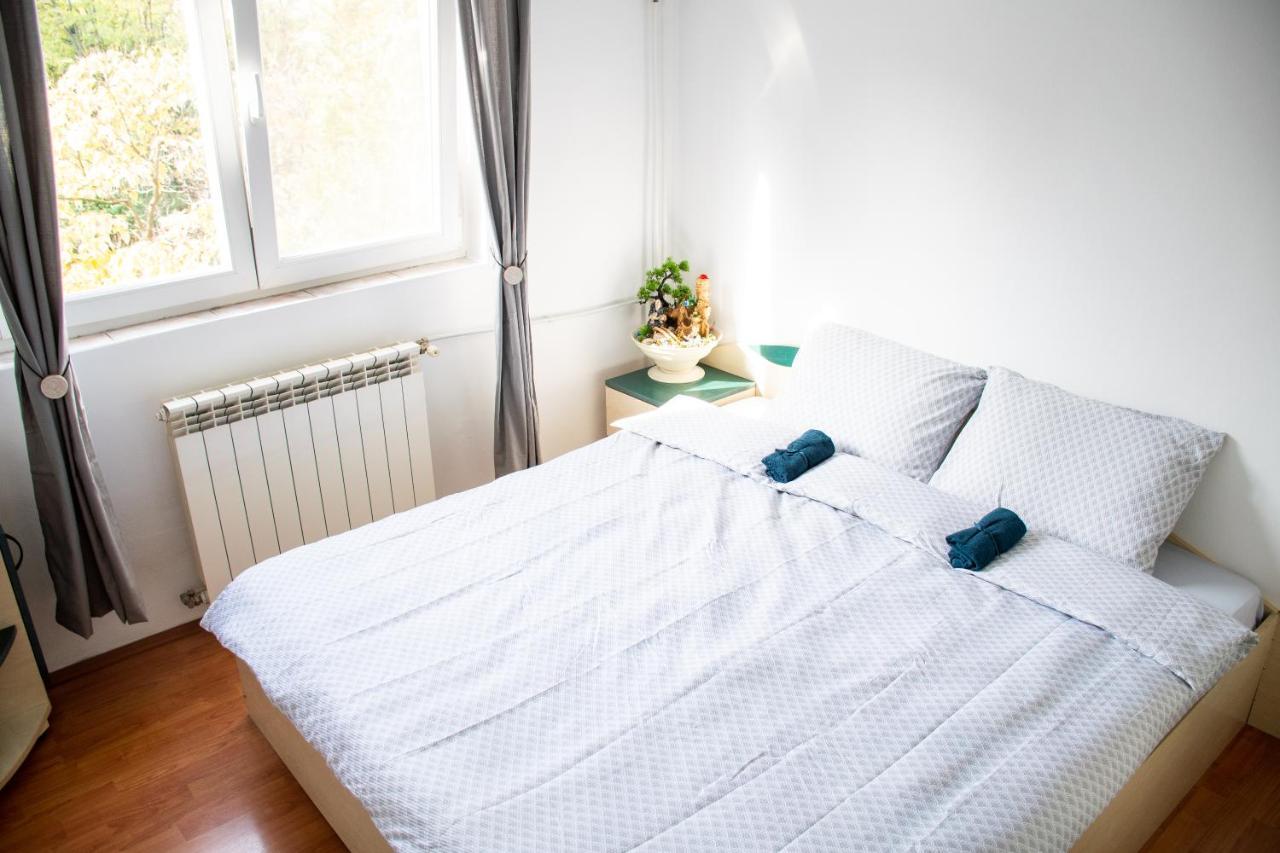 Family-Friendly Apartment Oradea Extérieur photo